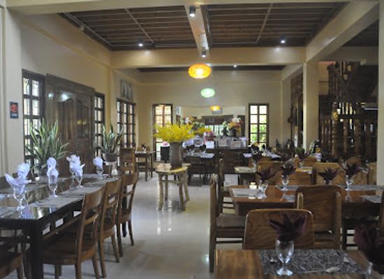 philippines/soccsksargen/restaurant/viajera-dine-and-cafe