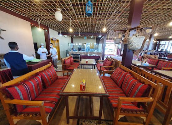 oman/al-hajar-ash-sharqi/restaurant/al-hawash-restaurant