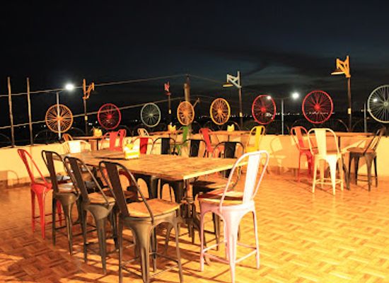 india/chhattisgarh/restaurant/karkhana-the-food-garage-best-restaurant-in-town