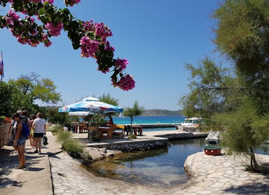 croatia/kornati-islands-national-park/restaurant/konoba-suha-punta