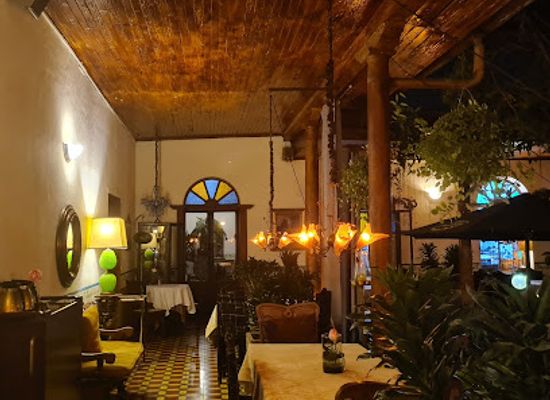 guatemala/antigua-guatemala/restaurant/da-vinci