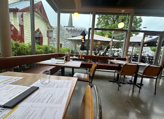 new-zealand/queenstown/restaurant/odd-saint