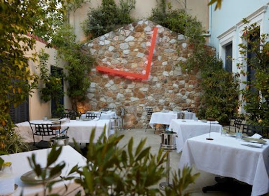 greece/athens/restaurant/spondi-restaurant