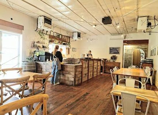 australia/mornington-peninsula/restaurant/mock-red-hill