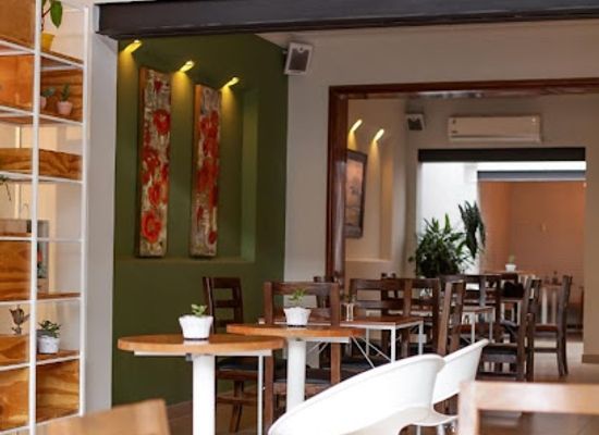 paraguay/asuncion/las-mercedes/restaurant/rainbowl-slow-food