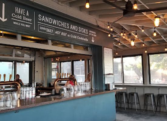 south-carolina/lowcountry/restaurant/lewis-barbecue-charleston