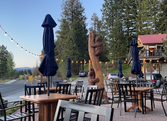 idaho/mccall/restaurant/toll-station-pizza-and-grill