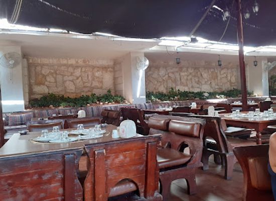 jordan/burial-mounds/restaurant/tawaheen-alhawa