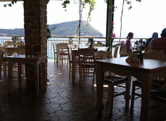 greece/north-aegean/restaurant/agorastos