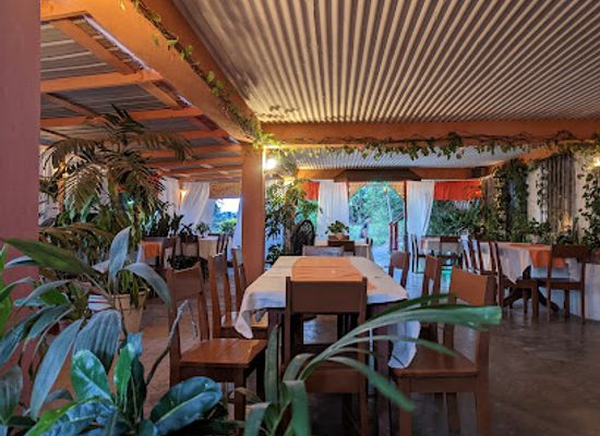 belize/san-ignacio/restaurant/sannys-grill