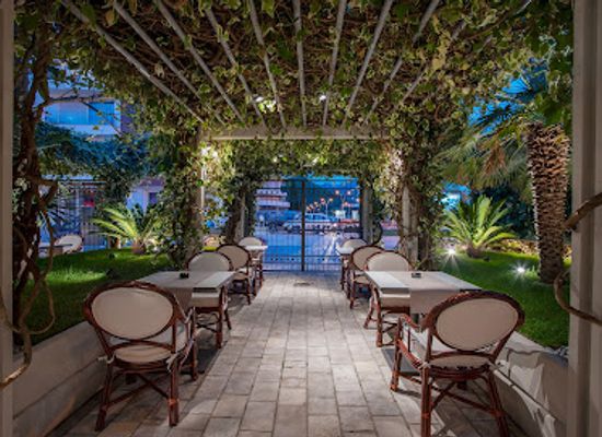 montenegro/budva-riviera/restaurant/a-club-restaurant-budva