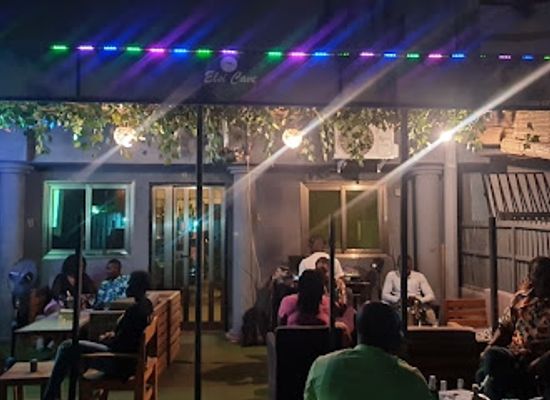 benin/plateau/restaurant/elsi-cave