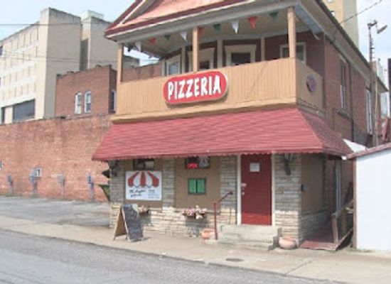 west-virginia/clarksburg/restaurant/washington-square-pizzeria-and-lounge