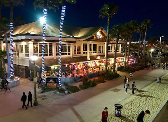 california/huntington-beach/restaurant/duke-s-huntington-beach