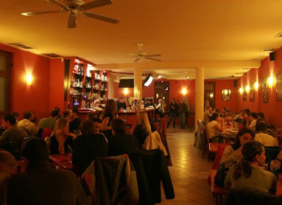 hungary/pecs/restaurant/rundo-restaurant