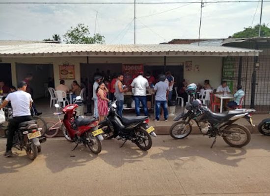 colombia/guaviare-department/restaurant/lechoneria-caliche