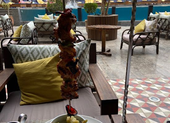 morocco/marrakech/gueliz/restaurant/lila-restaurant-patio