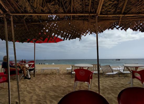 cabo-verde/maio/restaurant/bar-tropikal