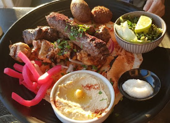 australia/central-coast/restaurant/the-caspian-davistown-central-coast