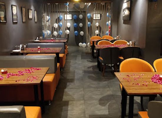 india/gujarat/restaurant/unique-eats-cafe