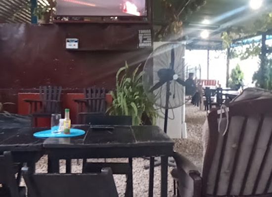 guatemala/flores/restaurant/los-argentinos-choripanes