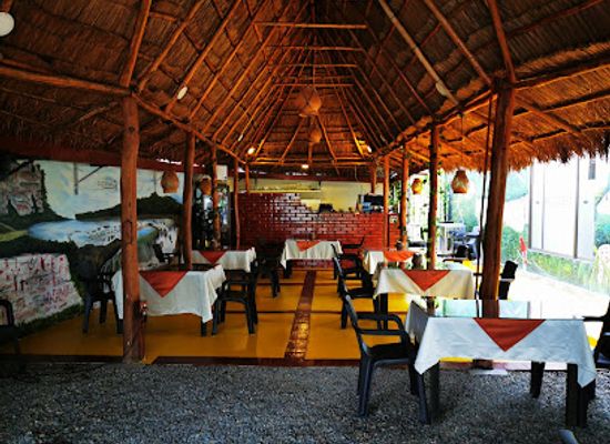 colombia/guaviare-department/restaurant/catumare