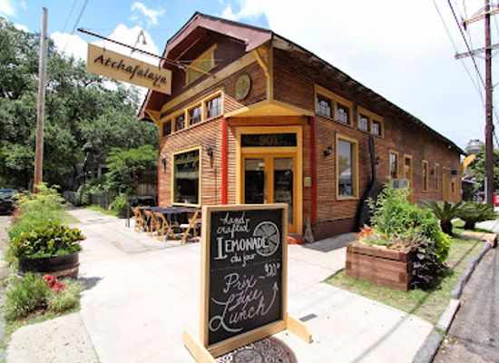 louisiana/atchafalaya-basin/restaurant/atchafalaya