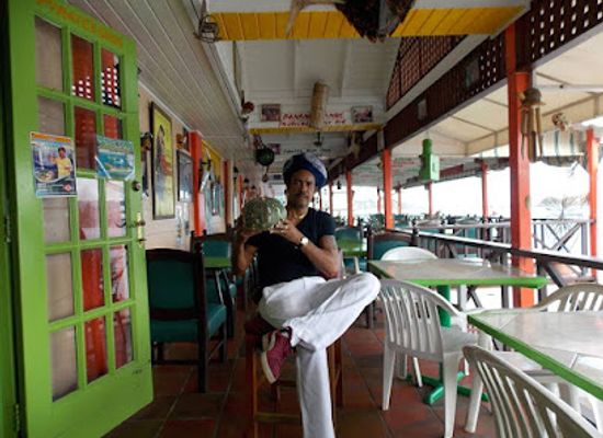 saint-lucia/dennery-quarter/restaurant/chef-robby-s-caribbean-pirates