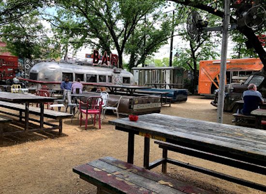texas/red-river-valley/restaurant/truck-yard