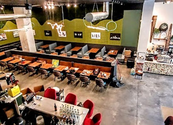 pennsylvania/main-line/restaurant/twenty-one-pips