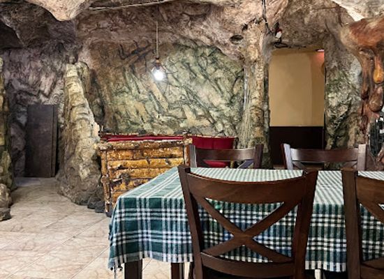mongolia/uvs-lake-basin/restaurant/gobi-cave-turkish-restaurant
