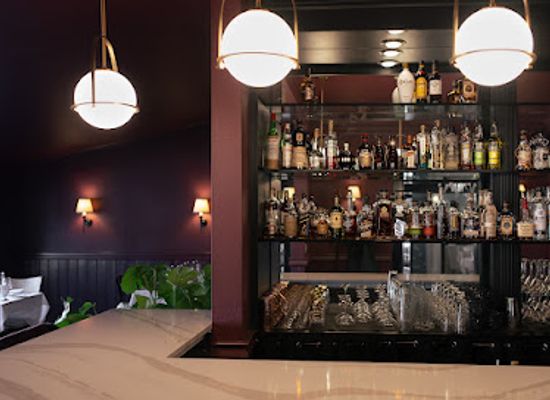 north-carolina/hickory/restaurant/vintage-house-restaurant