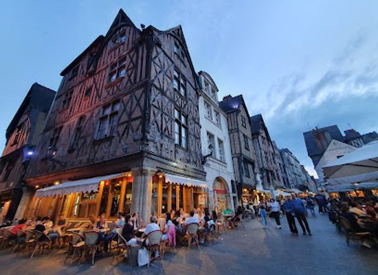 france/tours/place-plumereau/restaurant/brasserie-irish-company