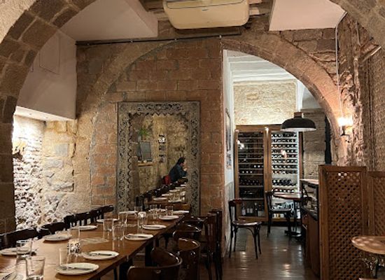 spain/barcelona/el-born/restaurant/ziryab-fusio-tapes-bar