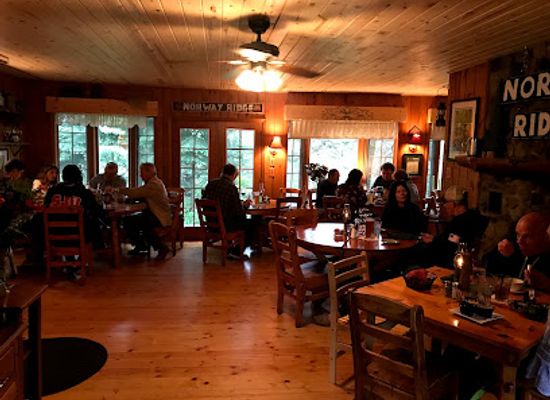 minnesota/glacial-ridge/restaurant/norway-ridge-supper-club