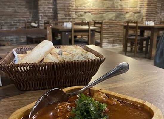 georgia/tbilisi/restaurant/georgian-taste