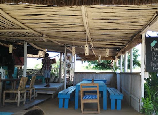 mozambique/ponta-do-ouro/restaurant/alex-s-pizza-place-ponta-malongane
