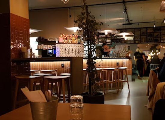 sweden/vasternorrland/restaurant/engstroms-food-deli