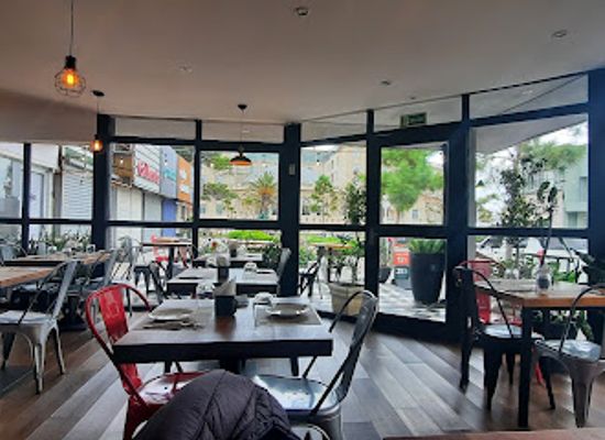 uruguay/montevideo/carrasco/restaurant/cantina-rostand