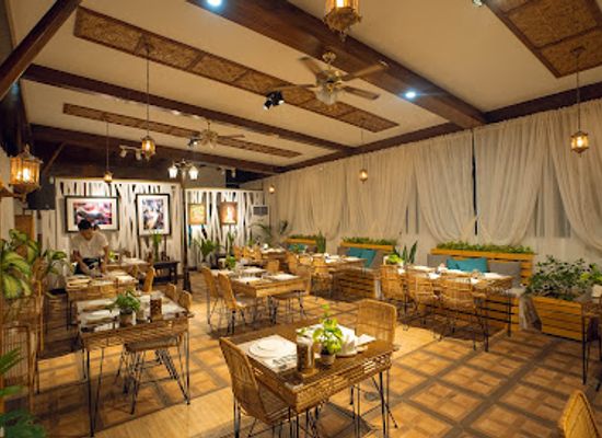 philippines/bohol/restaurant/la-poblacion-rooftop-bar-lounge-and-restaurant