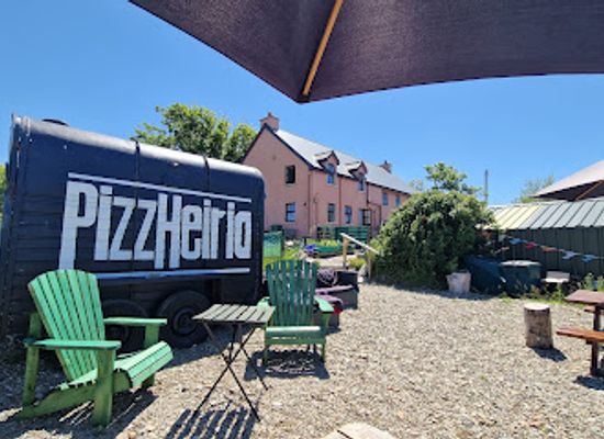 ireland/mizen-head/restaurant/pizzheiria