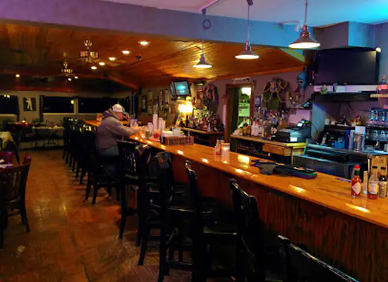 kentucky/northern-kentucky/restaurant/knotty-pine-on-the-bayou