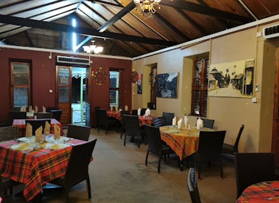 dominica/saint-patrick/restaurant/the-great-old-house