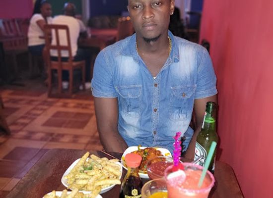 trinidad-and-tobago/princes-town/restaurant/laura-s-place-restaurant-and-lounge