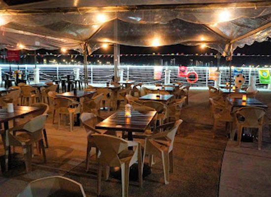 malaysia/george-town/weld-quay/restaurant/colour-port