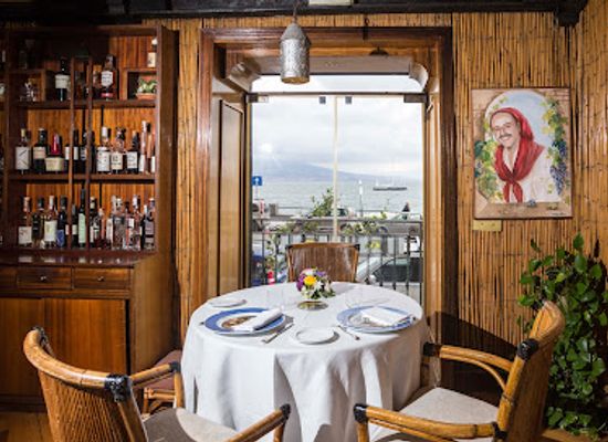 italy/campania/restaurant/ristorante-la-cantinella
