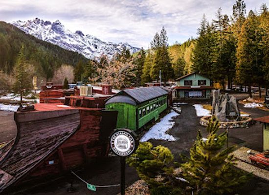 california/shasta-cascade/restaurant/railroad-park-resort-and-dining-car-restaurant