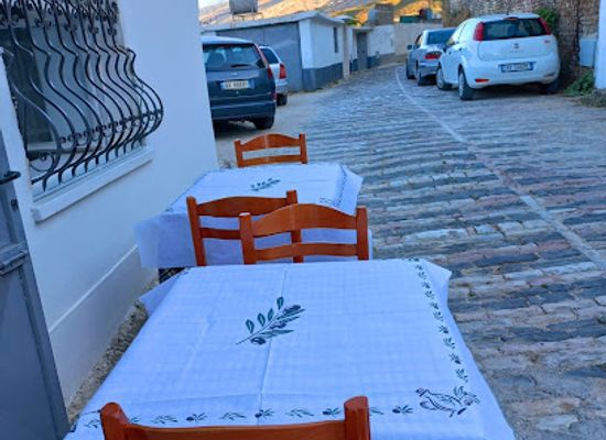 albania/gjirokaster/restaurant/taverna-tradicionale-sokolli