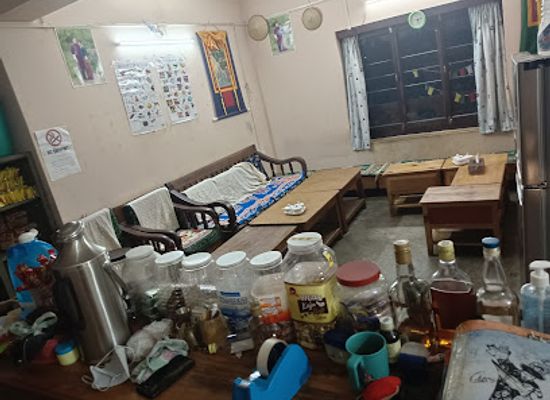 bhutan/trashigang/restaurant/tun-tun-restaurant