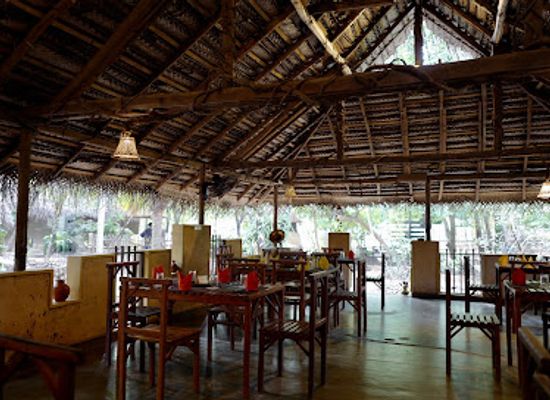 sri-lanka/kurunegala-district/restaurant/the-saruketha-pavilion